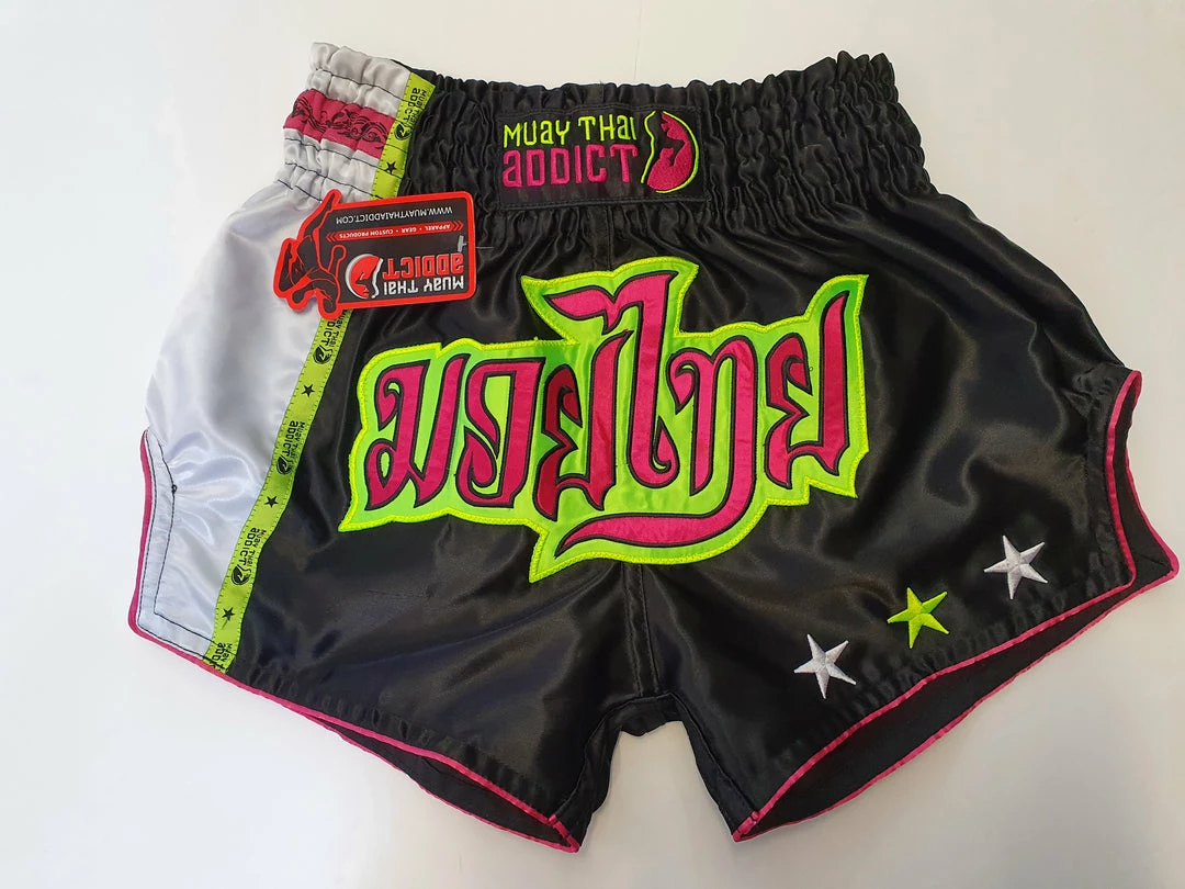 Budget 🛒 Muay Thai Addict - Black And Green Single Panel Stars Muay Thai Shorts 🎁 1 Muay Thai Addict - Black And Green Single Panel Stars Muay Thai Shorts